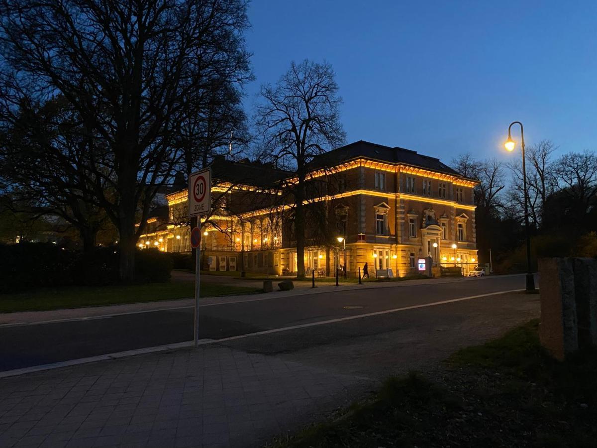 Fewo Roland Ranft Direkt Am Kurpark Barrierearm 60Qm Bad Elster Bagian luar foto