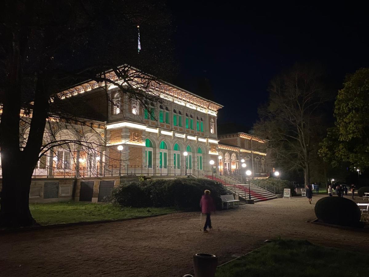Fewo Roland Ranft Direkt Am Kurpark Barrierearm 60Qm Bad Elster Bagian luar foto